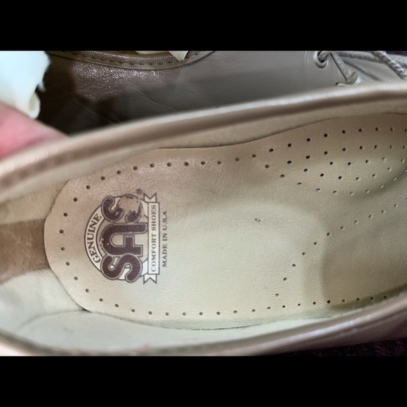 SAS shoes! - Picture 2 of 4
